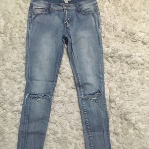 Light wash, distressed, skinny jeans